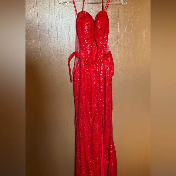 Sparkle red prom dress - Picture 1 of 5